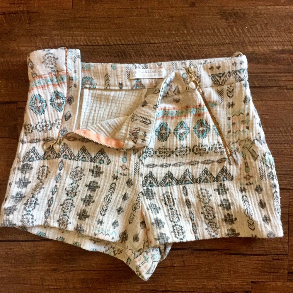 Soft Shorts in Fun Print- Gold Zipper!